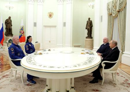«Денег всегда не хватает»: Путин рассказал о движении в космической отрасли