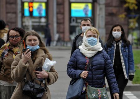 Опрос: на Украине почти не осталось счастливых людей