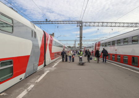 Во Владивостоке на вокзале обрушился перрон с людьми