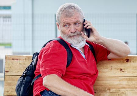 Эксперт по ЖКХ рассказал, как мошенники обманывают людей в домовых чатах