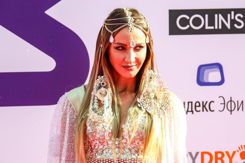 Ольга Бузова