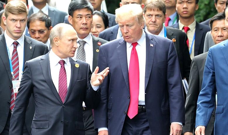 Президент РФ Владимир Путин и президент США Дональд Трамп