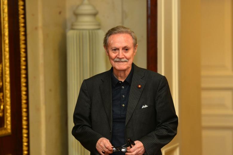 Юрий Соломин