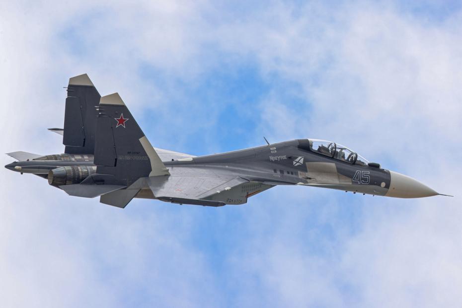 Истребитель Су-30СМ