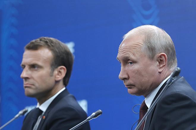 Эммануэль Макрон и Владимир Путин