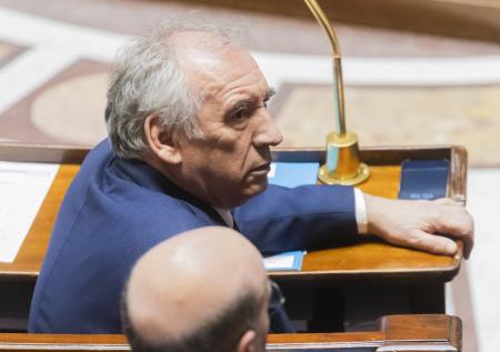 Раскрыта реакция премьера Франции на приговор Ле Пен