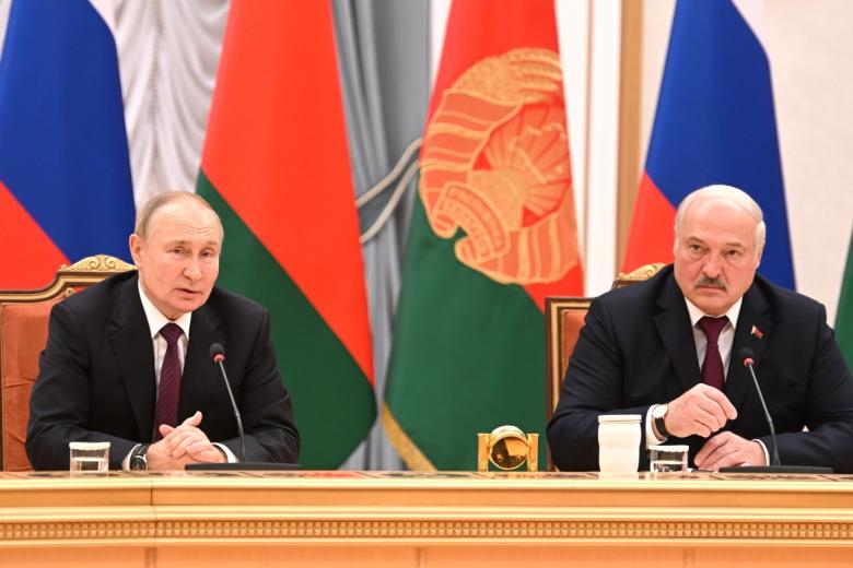 Президент РФ Владимир Путин и президент Белоруссии Александр Лукашенко