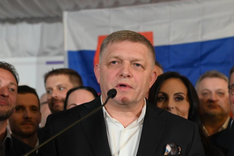 Роберт Фицо