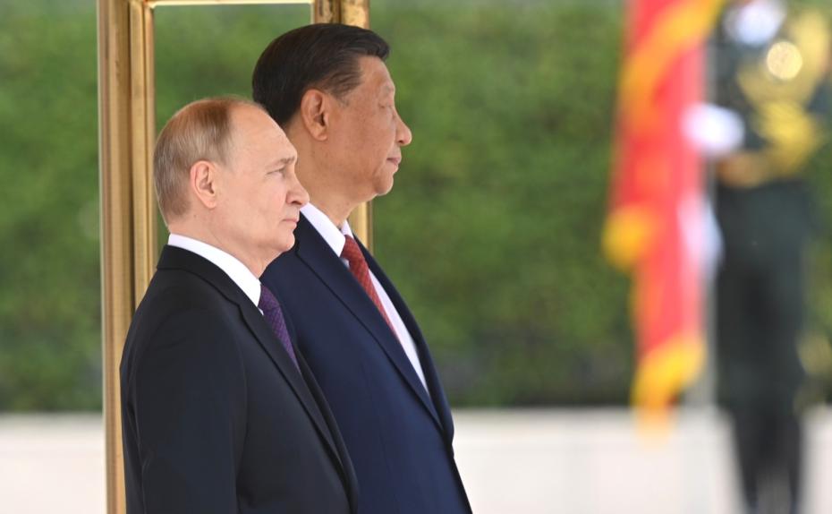 Церемония официальной встречи президента России Владимира Путина председателем КНР Си Цзиньпином