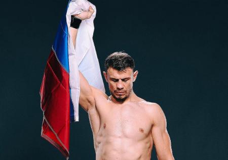 Максим Гришин: во время боя Емельяненко чуть не врезался в троллейбус