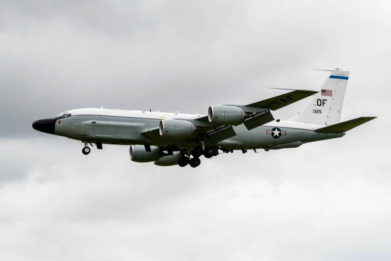 Самолет-разведчик RC-135 Rivet Joint