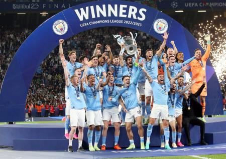 «Манчестер Сити» впервые выиграл Лигу чемпионов: фото лучших моментов матча