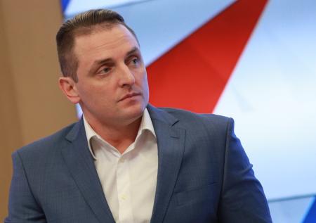  «Не время для глупых пародий»: Запашный раскритиковал клип Гудкова 