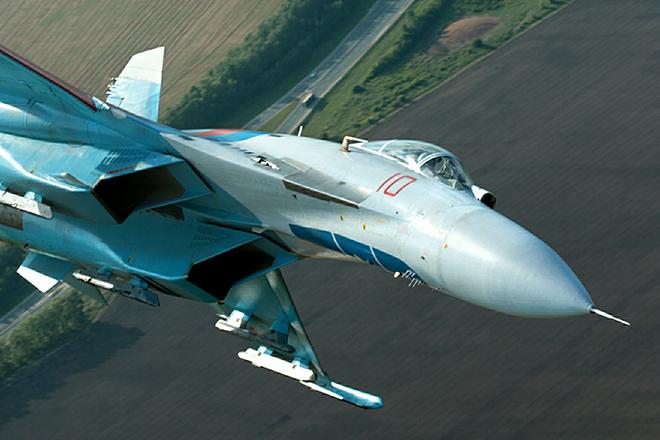 Истребитель Су-27