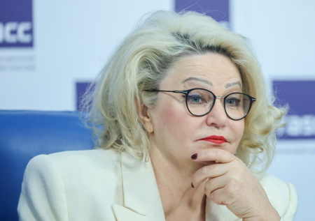 Останина предложила учредить звание «отец-герой» для многодетных мужчин