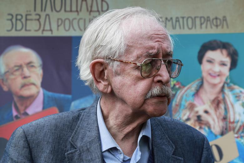 Василий Ливанов