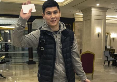 Капитан сборной Казахстана по футболу приехал на сбор «Зенита»
