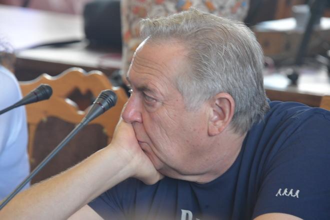 Юрий Стоянов