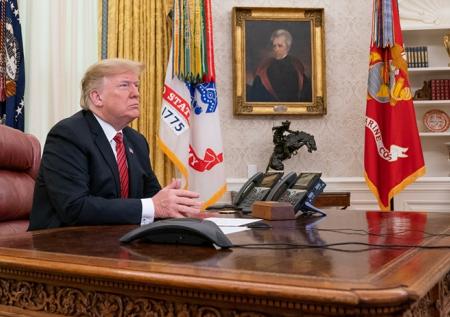 Трамп заверил Болсонару в поддержке со стороны США
