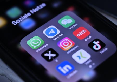 Власти США пригрозили Цукербергу продажей Instagram