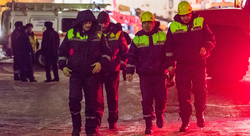 Ликвидация пожара в ТЦ «Зимняя вишня»