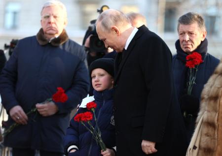 Собчак рассказала об общении своего сына Платона с Путиным