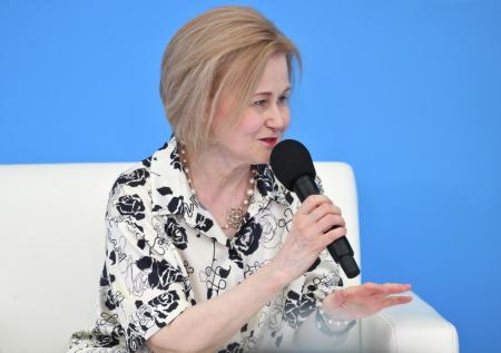 «Разорвет как хомячка»: Донцова высказалась о вдохновении для писательства
