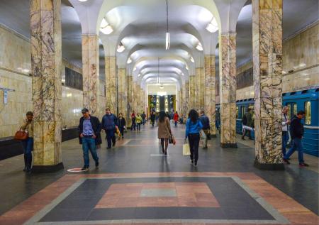 РЕН ТВ узнал о гибели пассажира, упавшего на рельсы в московском метро