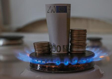 Цены на газ в Европе превысили $2600 впервые с начала марта