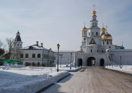 В РПЦ призвали оберегать институт материнства от унижения и презрения