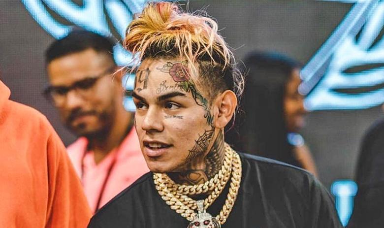 Рэпер 6ix9ine