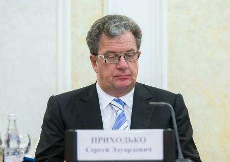 Медведев принёс соболезнования в связи со смертью Приходько
