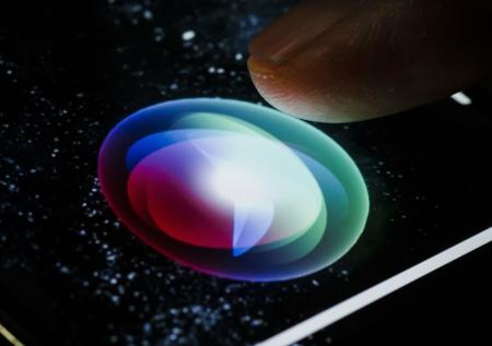 Siri отказалась говорить с человеком, подарившим ей голос