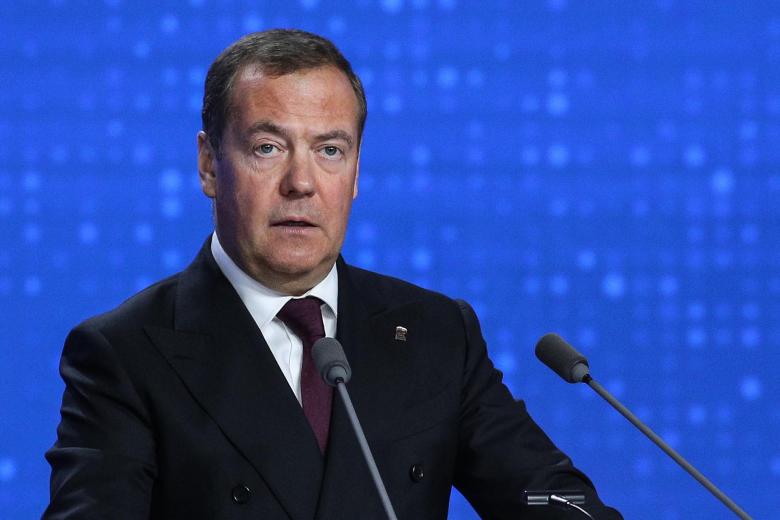 Дмитрий Медведев