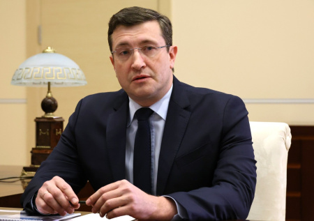 Украинский беспилотник попал в здание суда