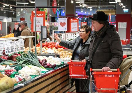 Россиянам рассказали, как сэкономить на продуктах перед Новым годом