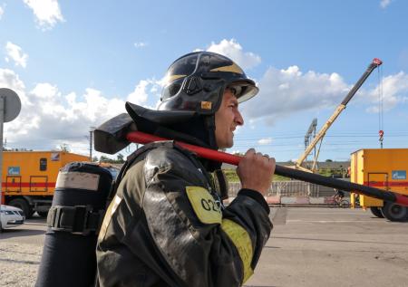 В Волгодонске самогонщика достали из-под обрушившегося гаража