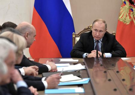 Президент потребовал следить за использованием закона об амнистии капитала
