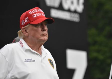 Трамп пригрозил Мексике и Канаде пошлинами за наркотрафик