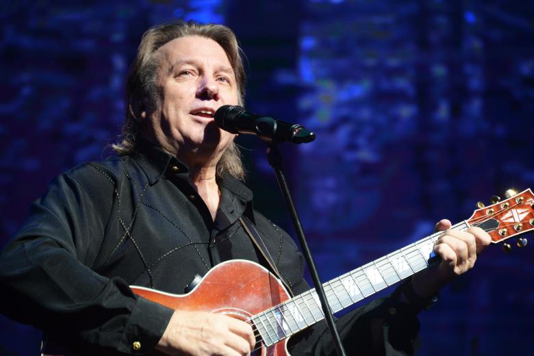 Певец Юрий Лоза