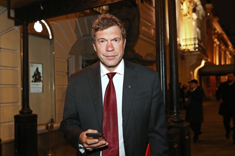 Олег Царев