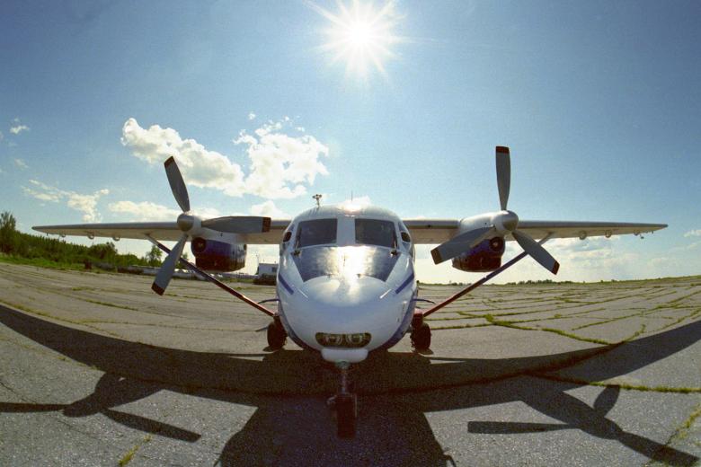 АН-28