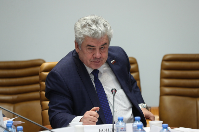  Виктор Бондарев