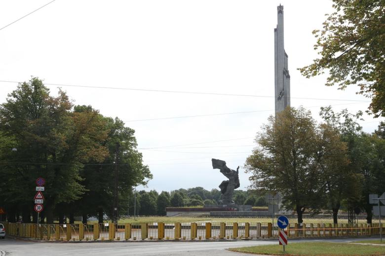 Памятник Освободителям Риги до демонтажа