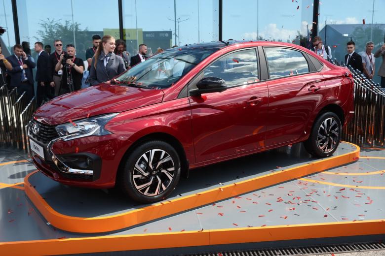 Презентация нового автомобиля Lada Iskra