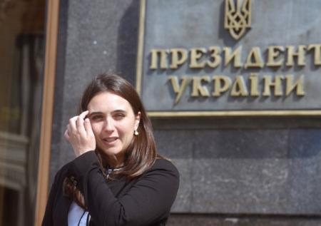 «Украинский английский язык»: в Сети высмеяли пресс-секретаря Зеленского 