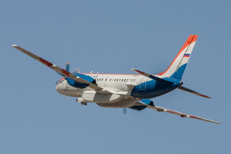 Ил-114-300