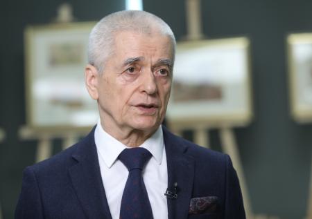 Онищенко высказался о возврате пятилетней системы образования в России