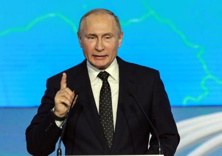 «Все преодолеем»: Путин о стоящих перед Россией угрозах