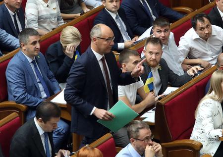 Рада одобрила закон Зеленского о незаконном обогащении